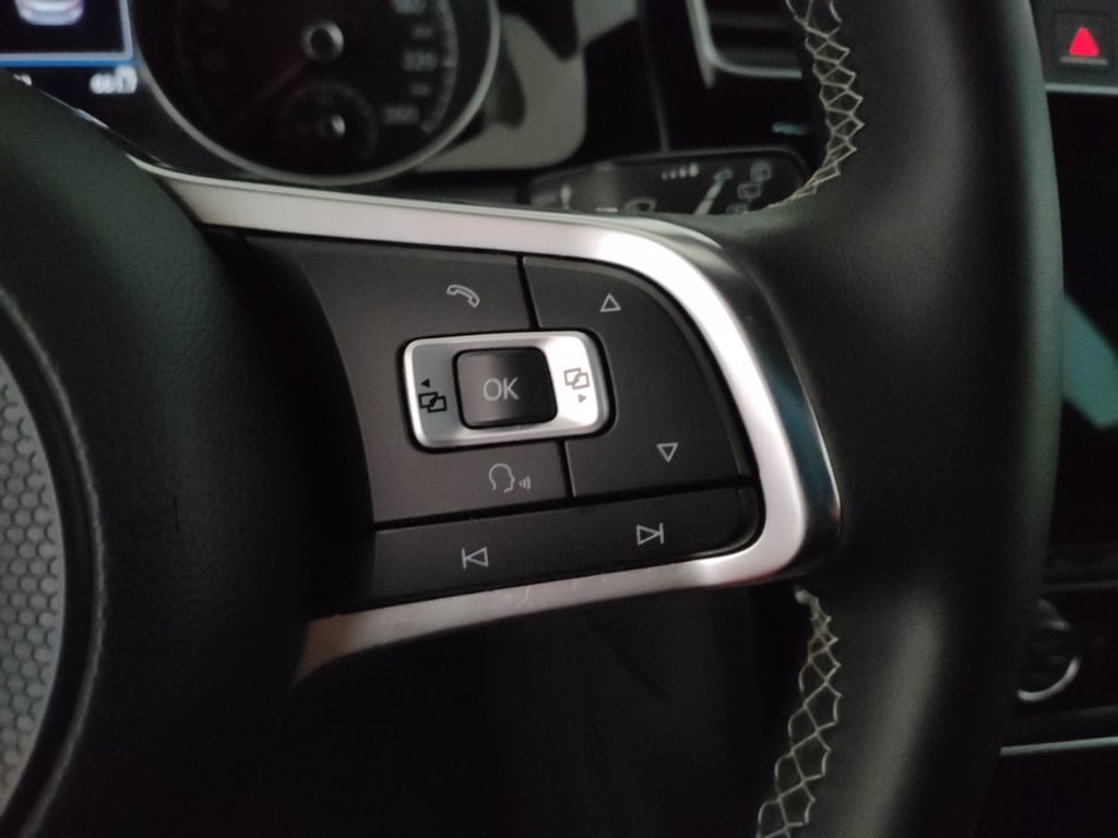 VOLKSWAGEN Golf 5p 1.5 tsi sport 150cv