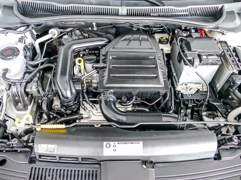 VOLKSWAGEN Polo 5p 1.0 tsi highline 95cv