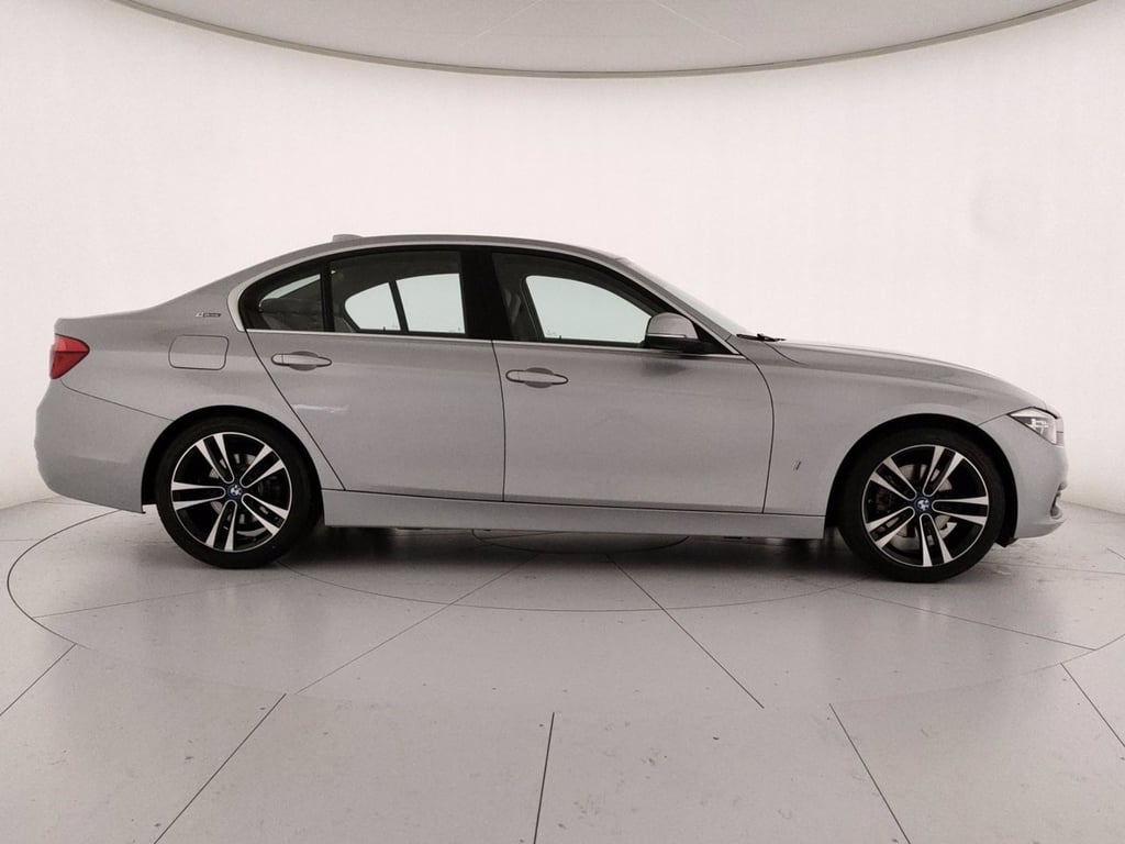 BMW 330e luxury auto