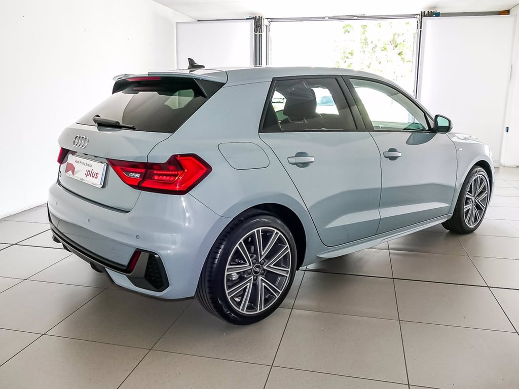 AUDI A1 sportback 30 1.0 tfsi s line edition 110cv s-tronic