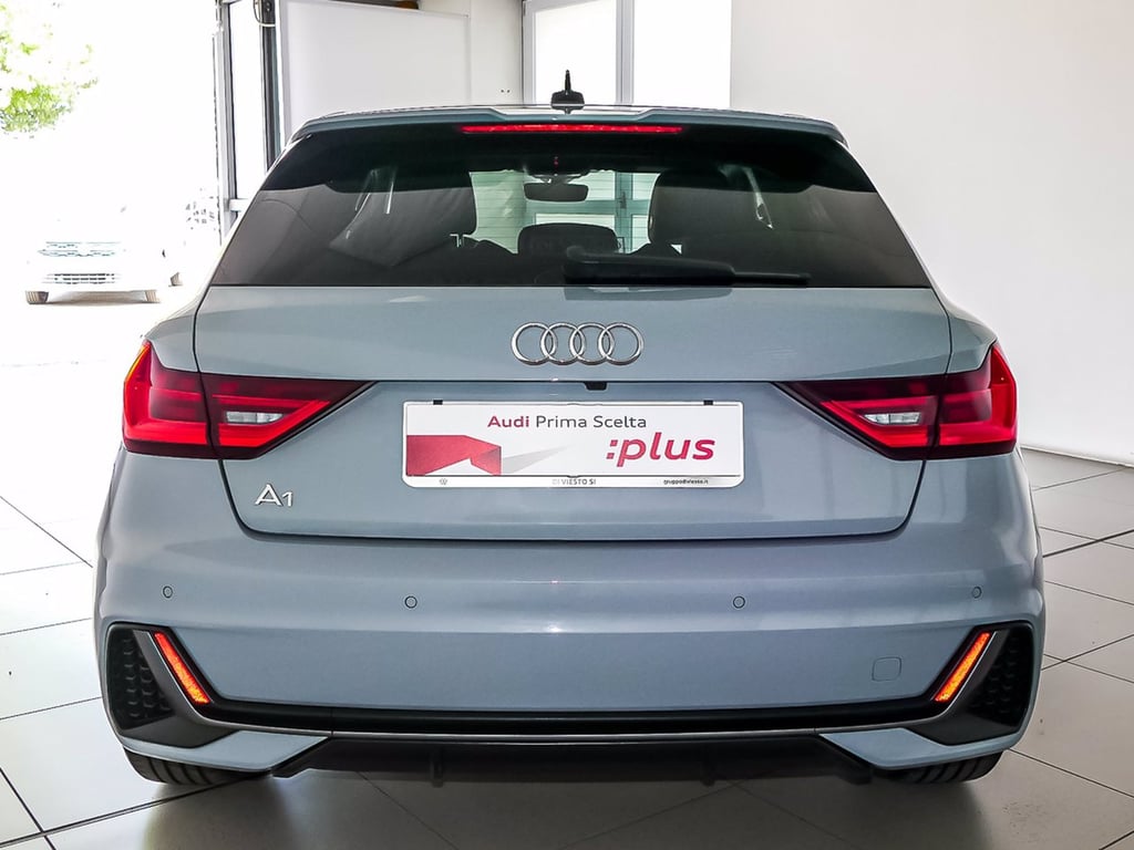 AUDI A1 sportback 30 1.0 tfsi s line edition 110cv s-tronic
