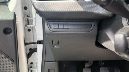 PEUGEOT 2008 1.2 puretech Active s&s 82cv PARI AL NUOVO