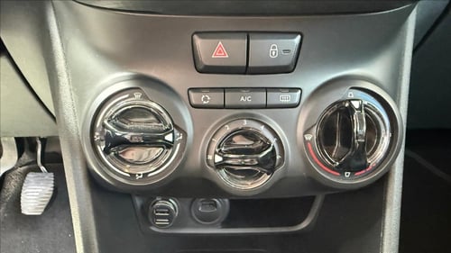 PEUGEOT 2008 1.2 puretech Active s&s 82cv PARI AL NUOVO