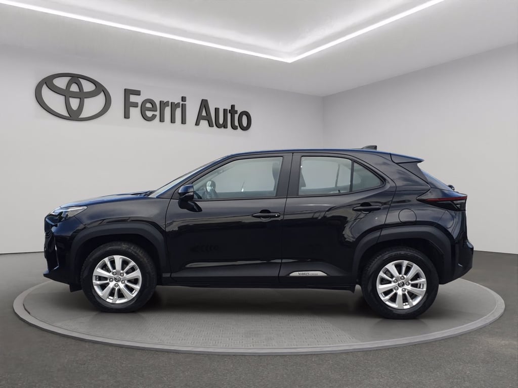 TOYOTA Yaris cross 1.5h business fwd 116cv e-cvt