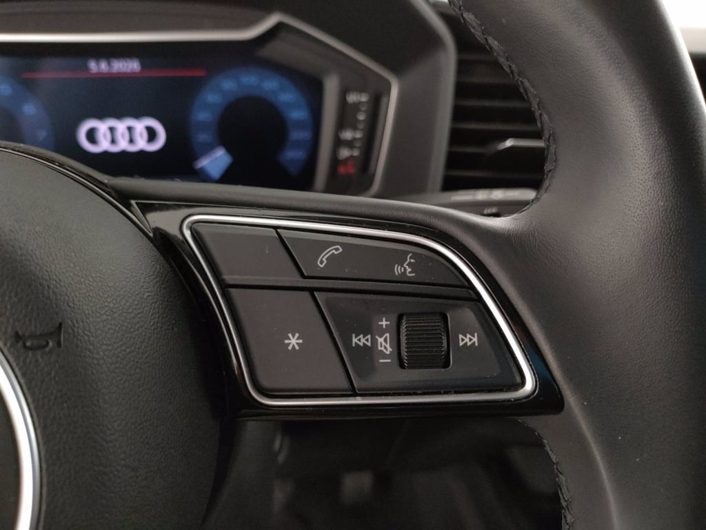 AUDI A1 sportback 25 1.0 tfsi admired my20