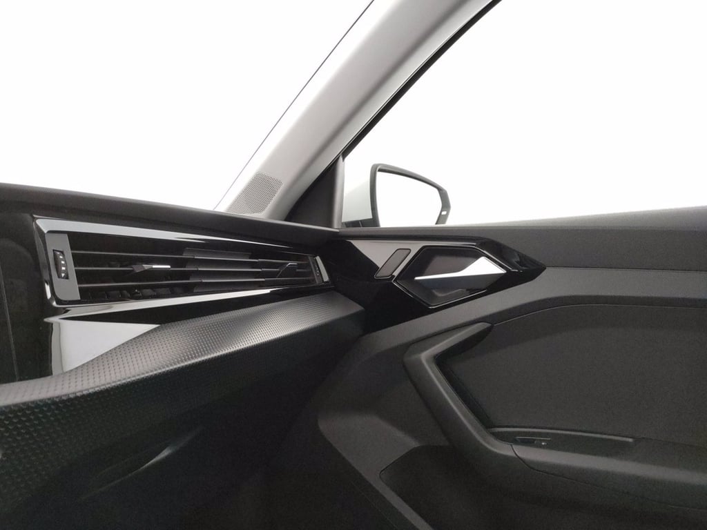 AUDI A1 sportback 25 1.0 tfsi admired my20