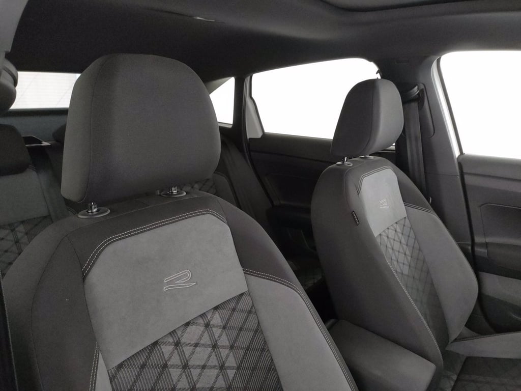 VOLKSWAGEN Taigo 1.0 tsi r-line 110cv dsg