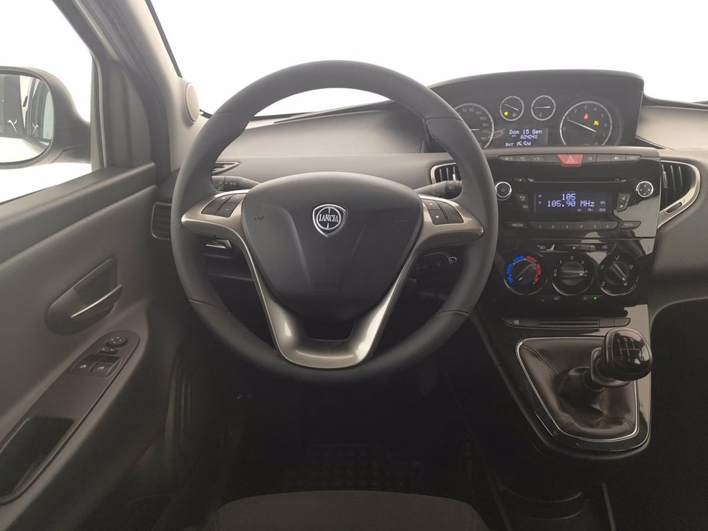 LANCIA Ypsilon 1.2 8v silver s&s 69cv e6