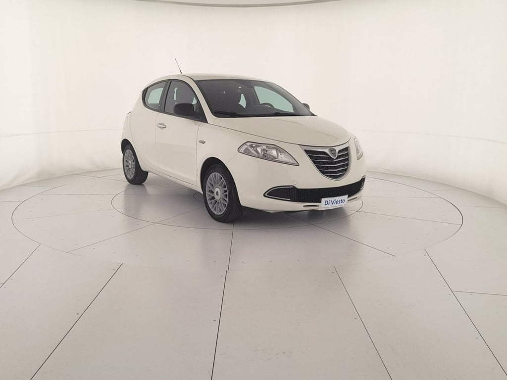 LANCIA Ypsilon 1.2 8v silver s&s 69cv e6