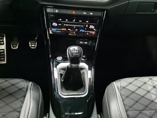 VOLKSWAGEN T-roc 1.5 tsi r-line