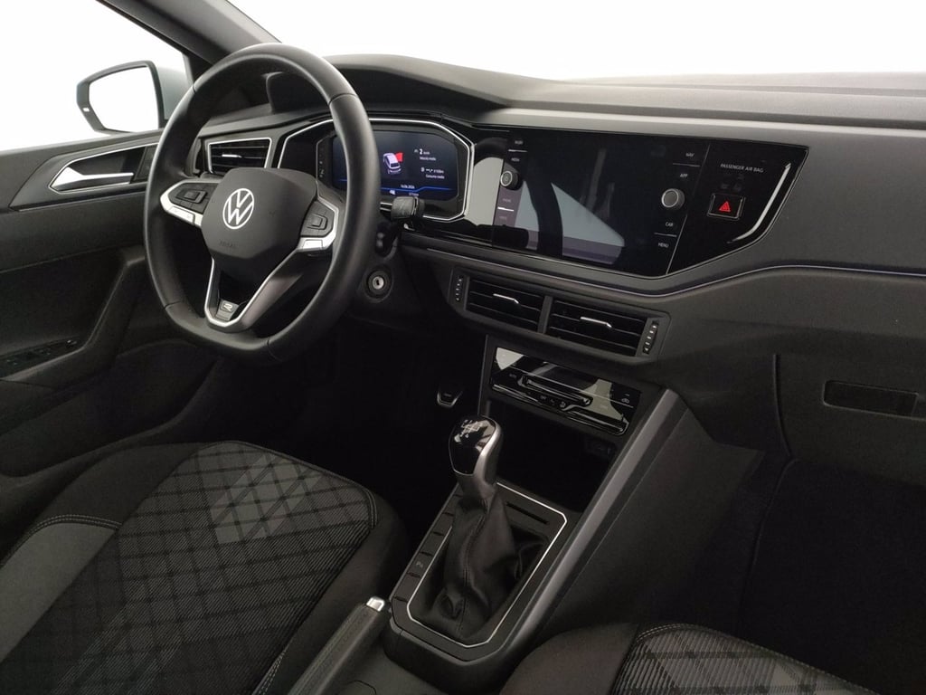 VOLKSWAGEN Polo 1.0 tsi r-line 95cv