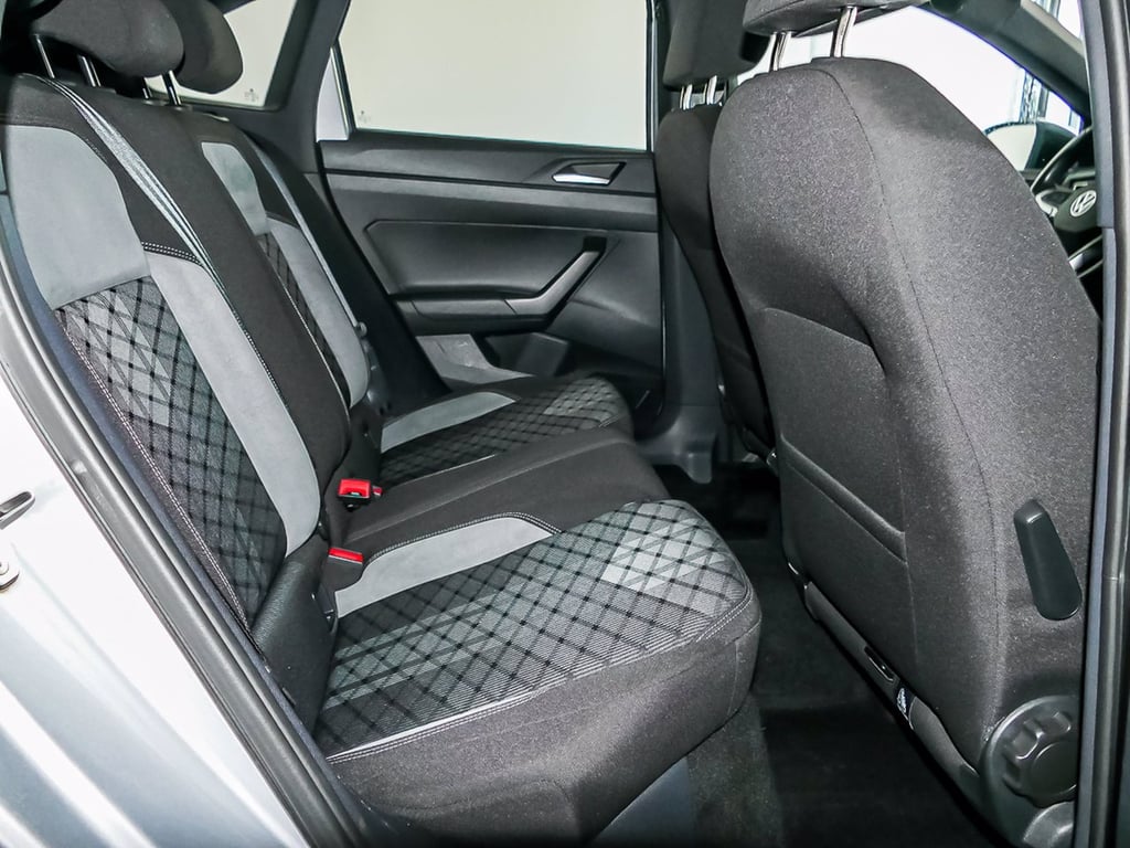 VOLKSWAGEN Taigo 1.5 tsi r-line 150cv dsg