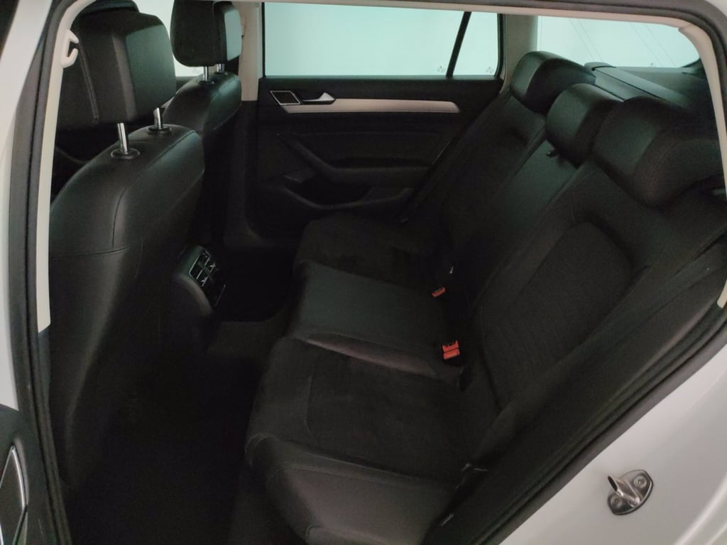 VOLKSWAGEN Passat berlina 2.0 tdi scr evo 150cv executive