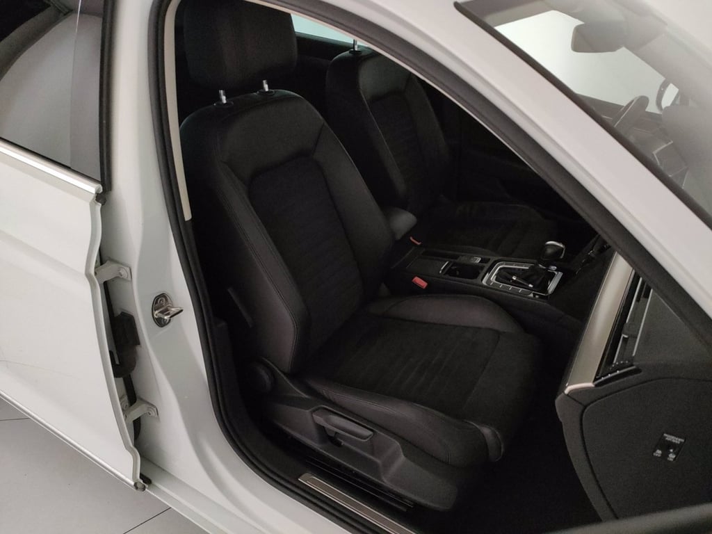 VOLKSWAGEN Passat berlina 2.0 tdi scr evo 150cv executive