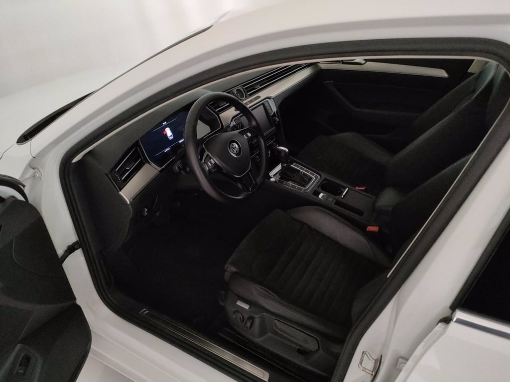 VOLKSWAGEN Passat berlina 2.0 tdi scr evo 150cv executive
