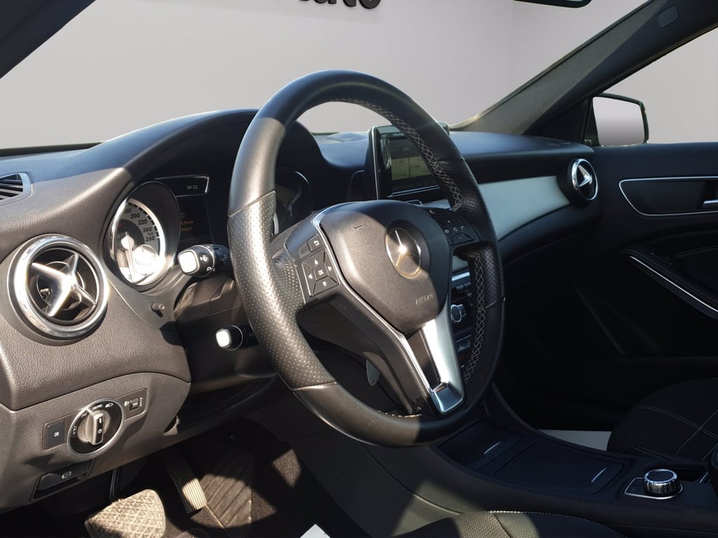 MERCEDES Gla 200 d (cdi) sport auto