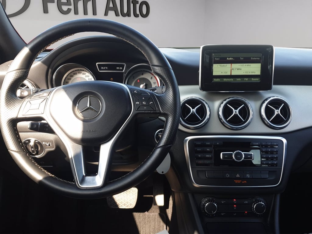 MERCEDES Gla 200 d (cdi) sport auto