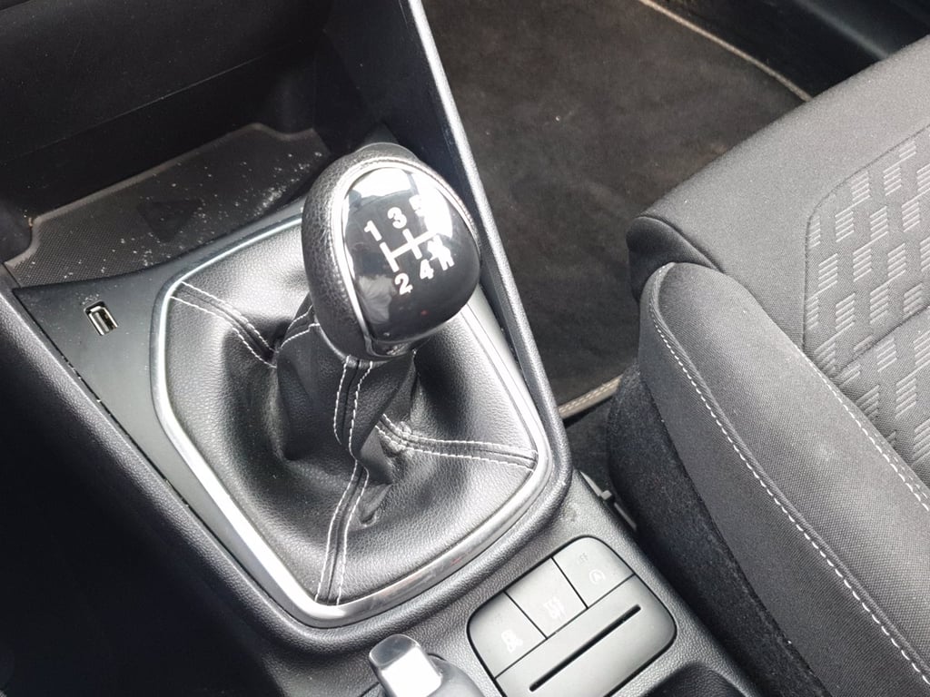 FORD Fiesta 5p 1.1 titanium gpl 75cv