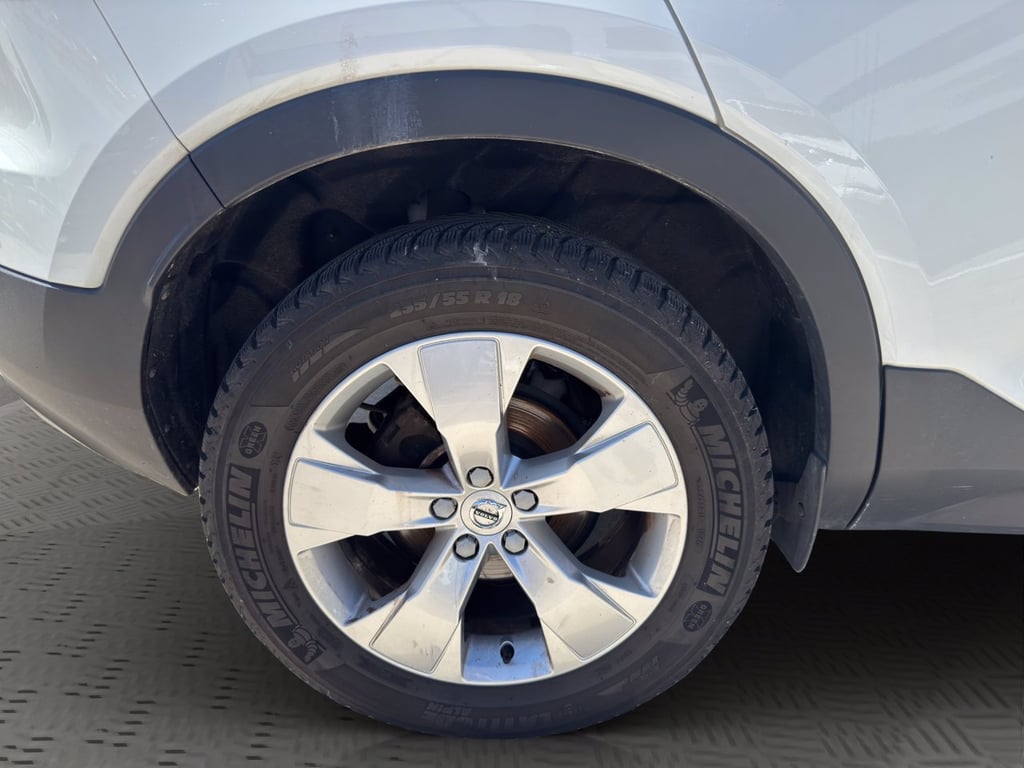 VOLVO Xc40 2.0 d3 momentum