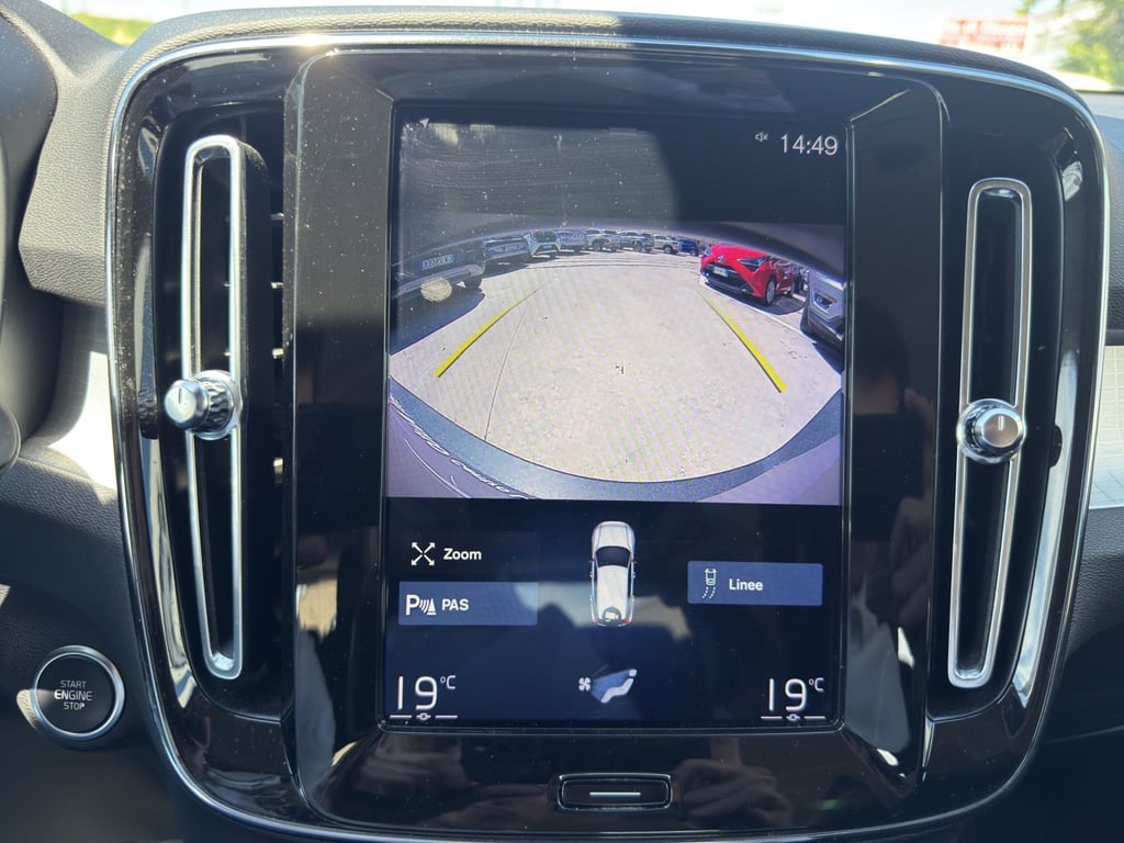 VOLVO Xc40 2.0 d3 momentum