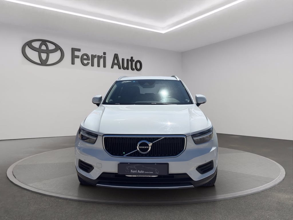 VOLVO Xc40 2.0 d3 momentum
