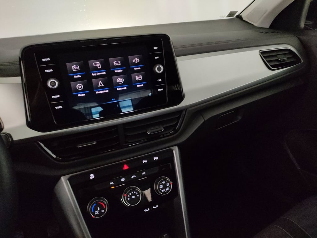 VOLKSWAGEN T-roc 1.0 tsi life 110cv
