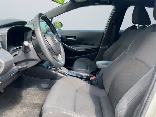 TOYOTA Corolla touring sports 1.8h style cvt
