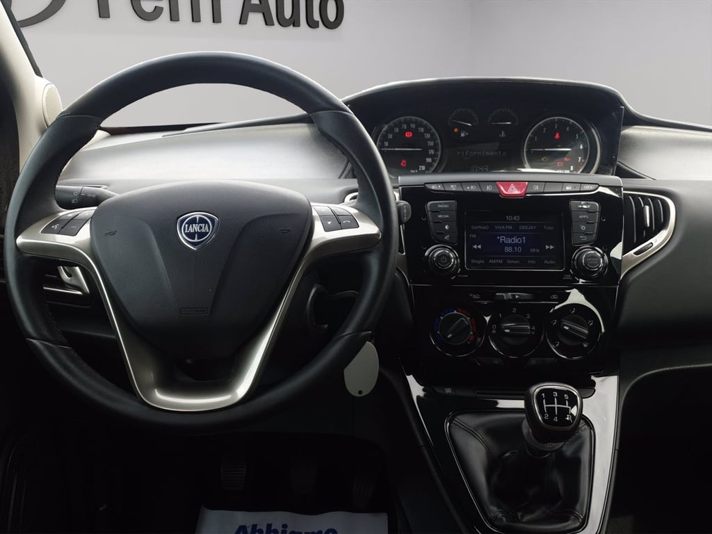LANCIA Ypsilon 1.2 gold 69cv my18