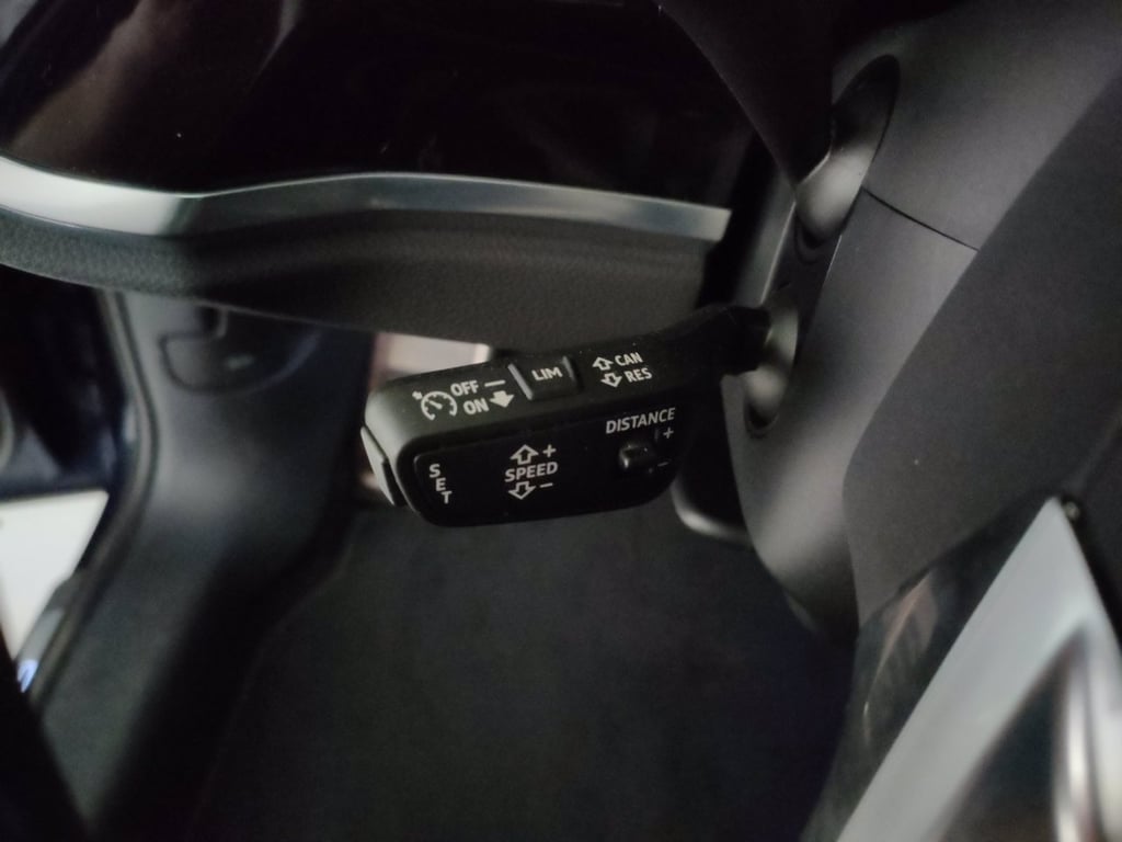 AUDI Q3 35 1.5 tfsi identity black s-tronic