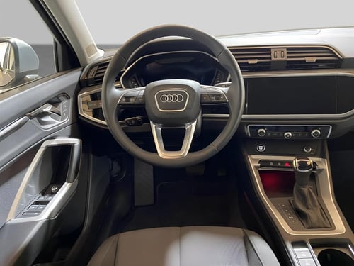 AUDI Q3 35 2.0 tdi business advanced s-tronic