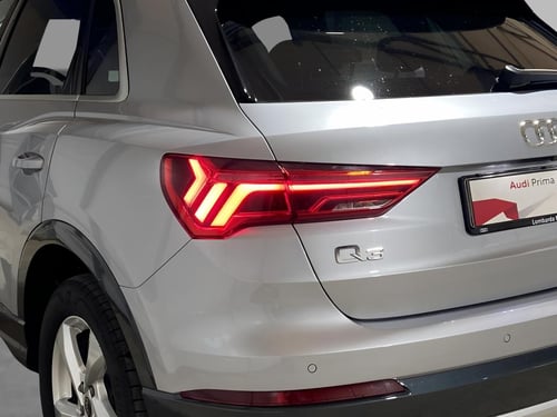 AUDI Q3 35 2.0 tdi business advanced s-tronic