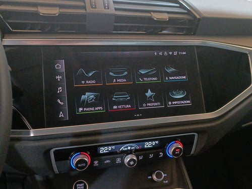 AUDI Q3 35 2.0 tdi business advanced s-tronic