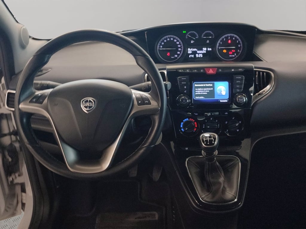 LANCIA Ypsilon 1.2 mya 69cv