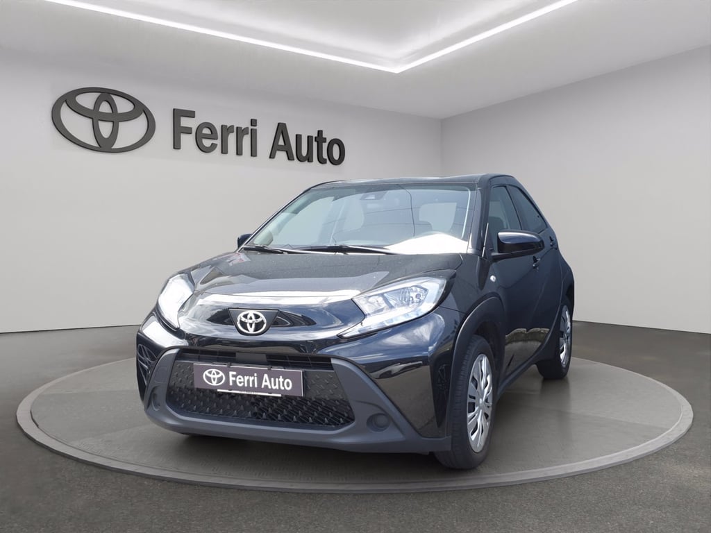 TOYOTA Aygo x 1.0 active 72cv