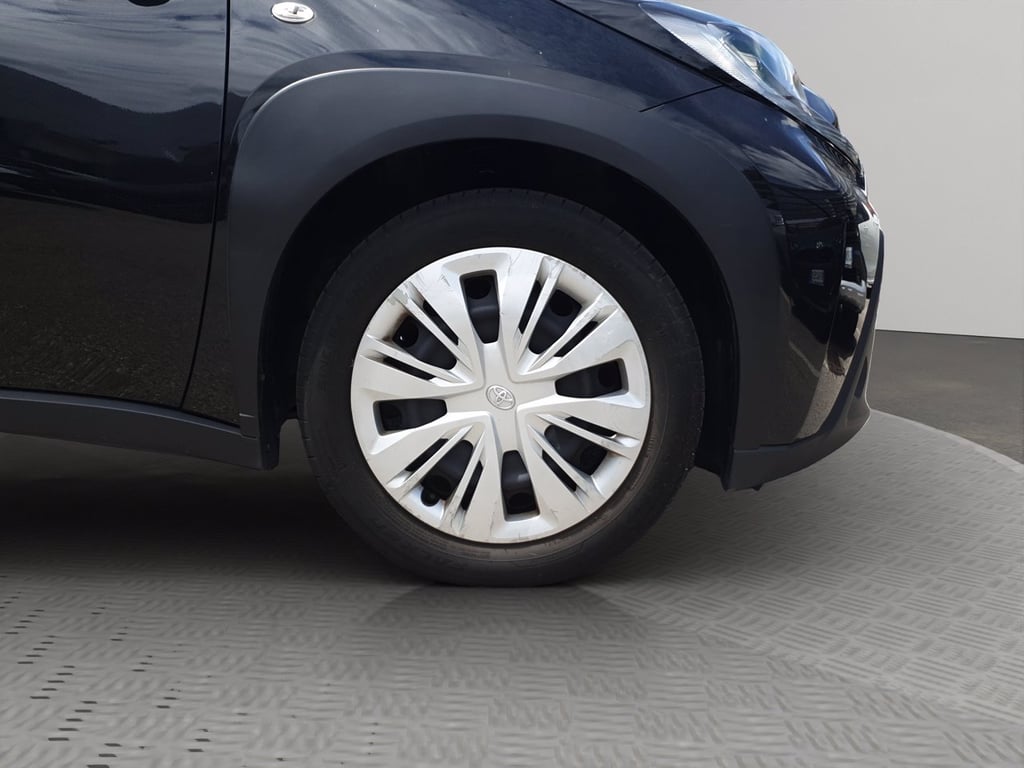 TOYOTA Aygo x 1.0 active 72cv
