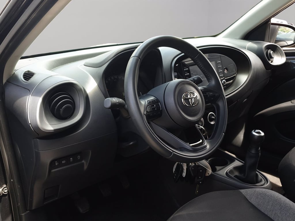 TOYOTA Aygo x 1.0 active 72cv