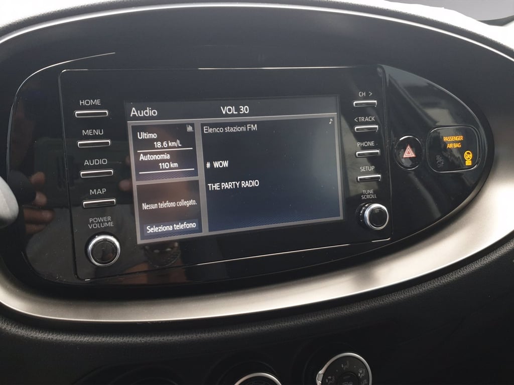 TOYOTA Aygo x 1.0 active 72cv