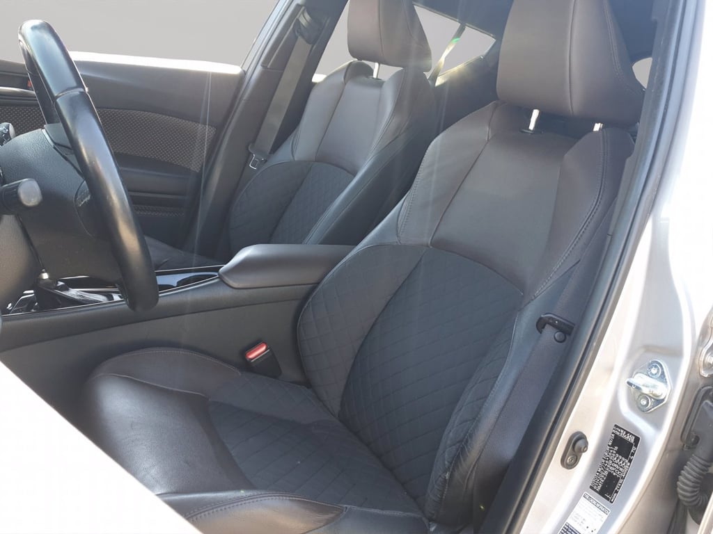 TOYOTA C-hr 1.8h lounge 2wd e-cvt