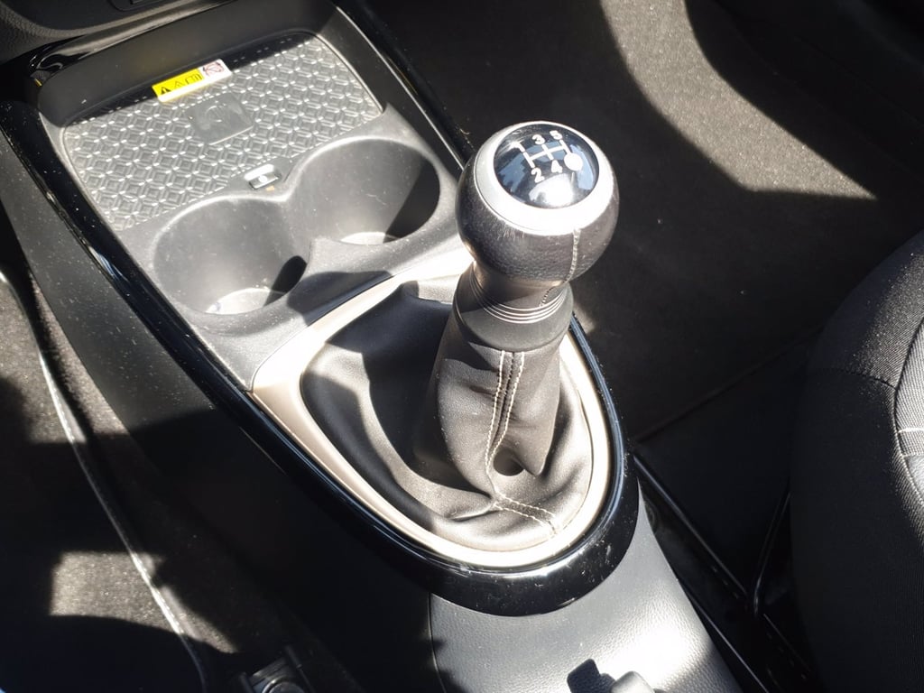 TOYOTA Aygo x 1.0 lounge air 72cv
