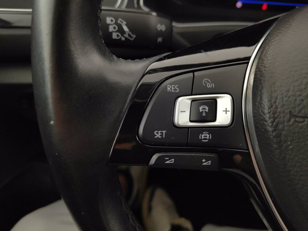 VOLKSWAGEN T-roc 1.6 tdi advanced