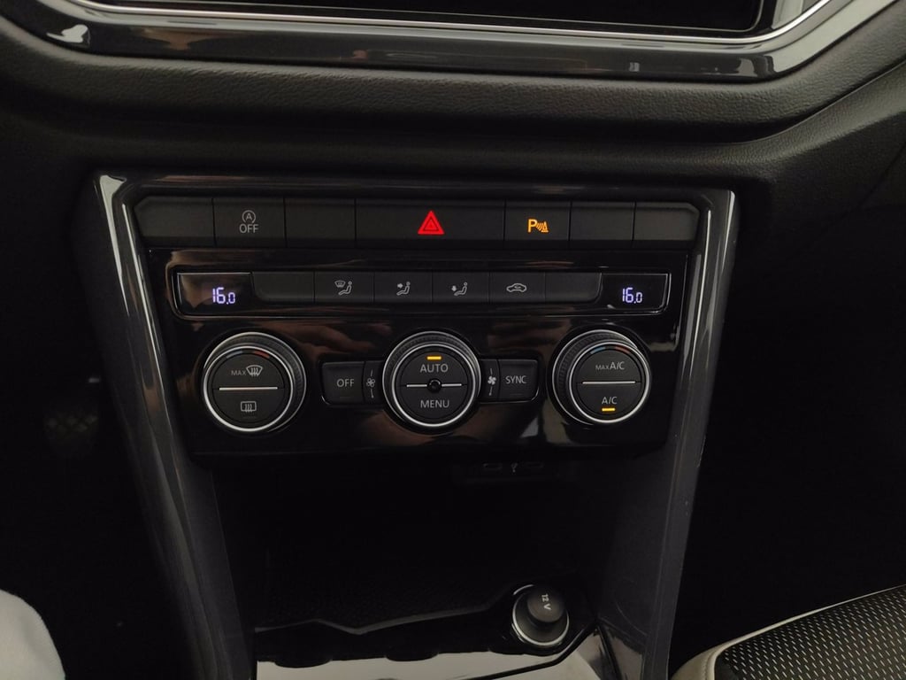 VOLKSWAGEN T-roc 1.6 tdi advanced
