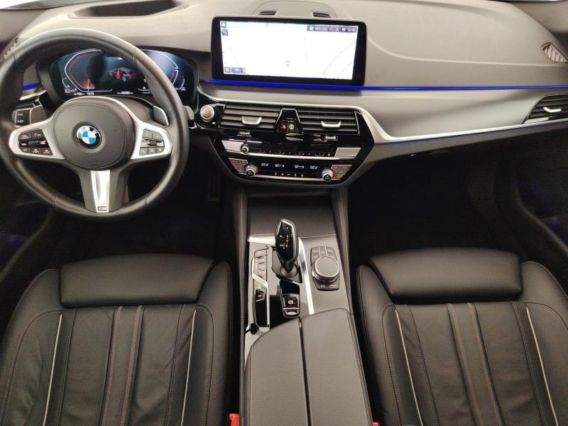 BMW 520d touring mhev 48v msport auto