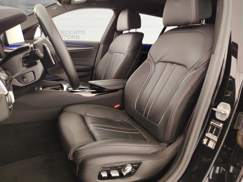 BMW 520d touring mhev 48v msport auto
