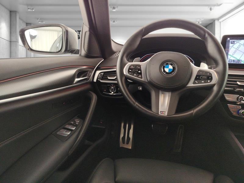 BMW 520d touring mhev 48v msport auto