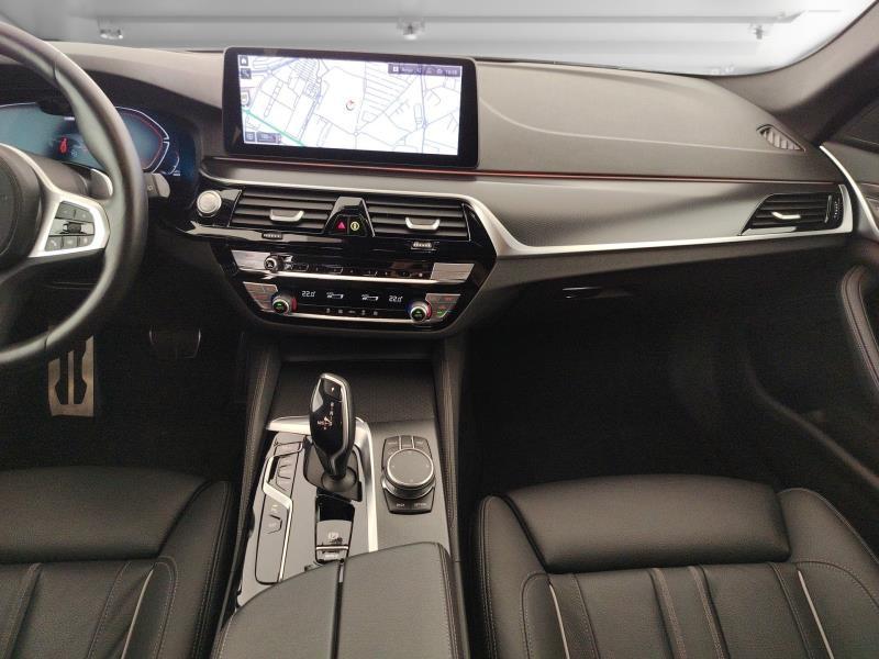 BMW 520d touring mhev 48v msport auto