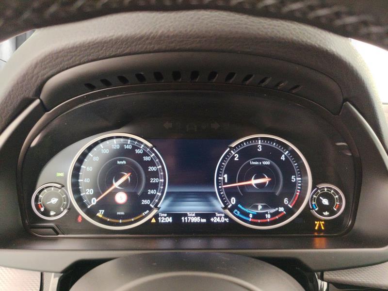 BMW X5 xdrive30d experience 249cv auto