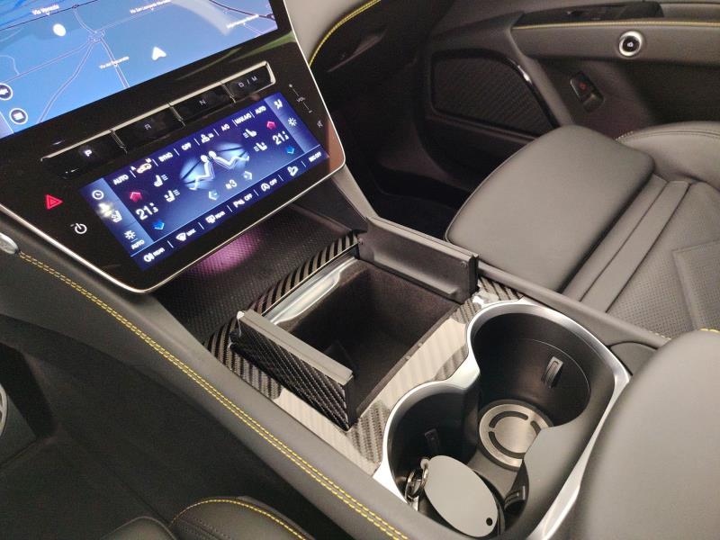 MASERATI Grecale 2.0 mhev modena 330cv auto