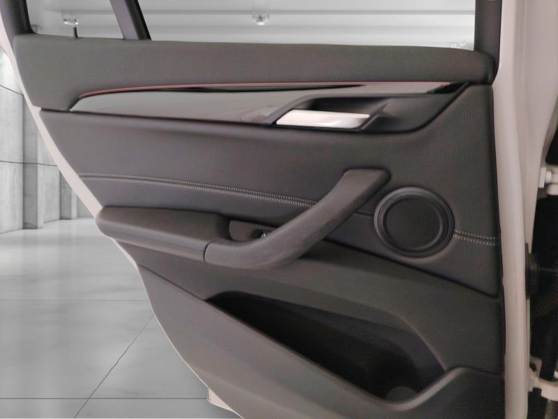 BMW X1 sdrive18i xline plus 136cv auto