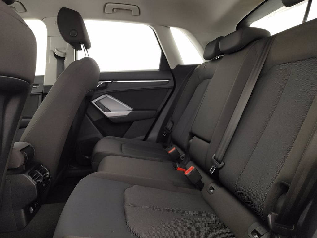AUDI Q3 35 2.0 tdi business quattro s-tronic