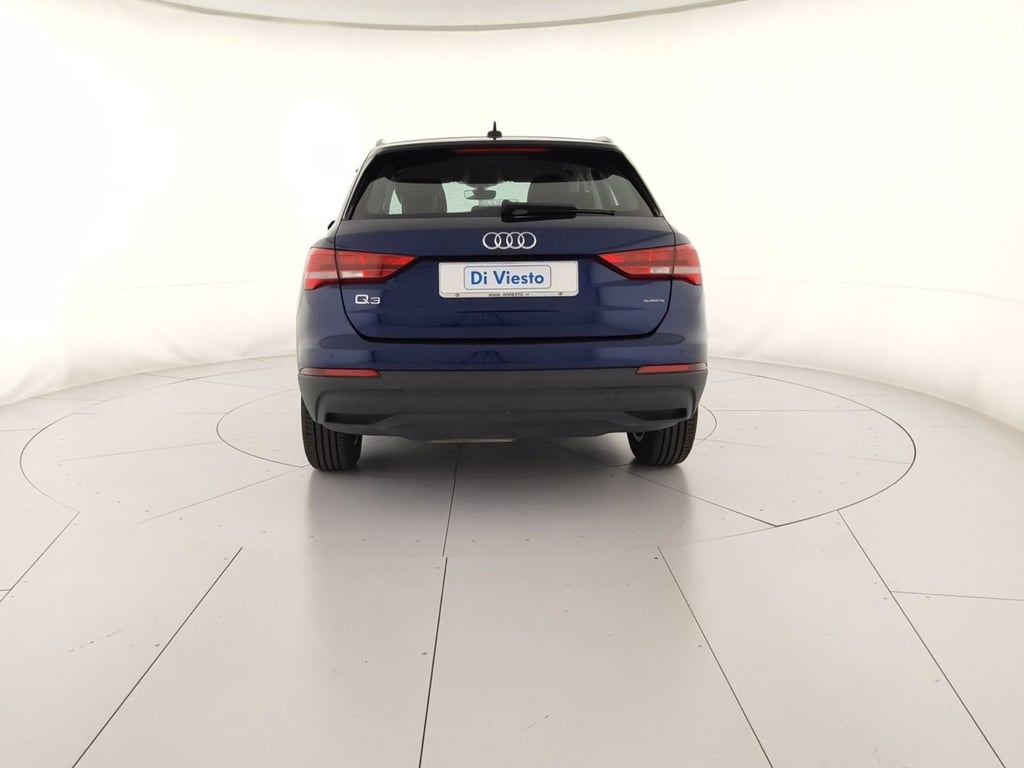AUDI Q3 35 2.0 tdi business quattro s-tronic